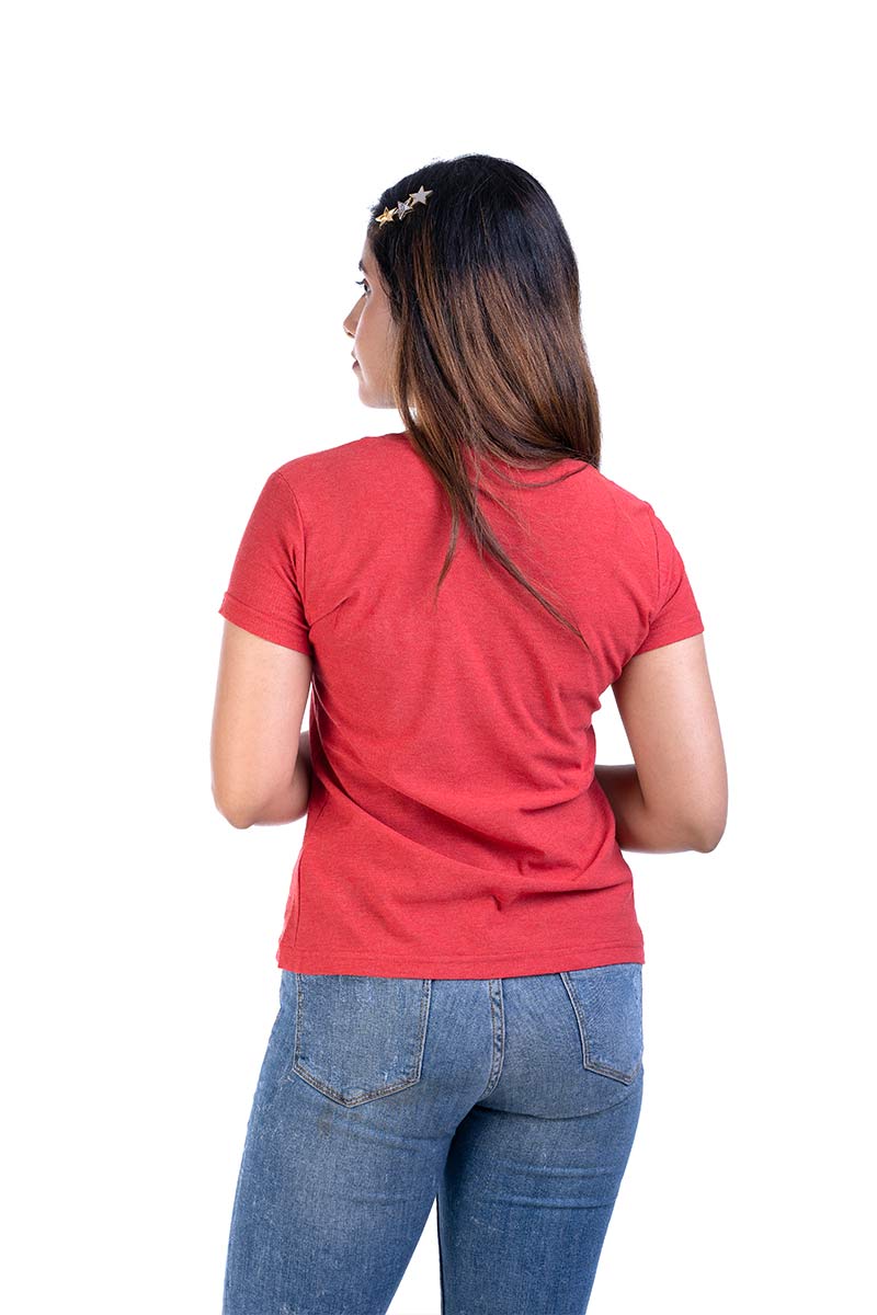 Half Sleeve Machine Embroidery Round Neck Red T-Shirt for Girls and Women